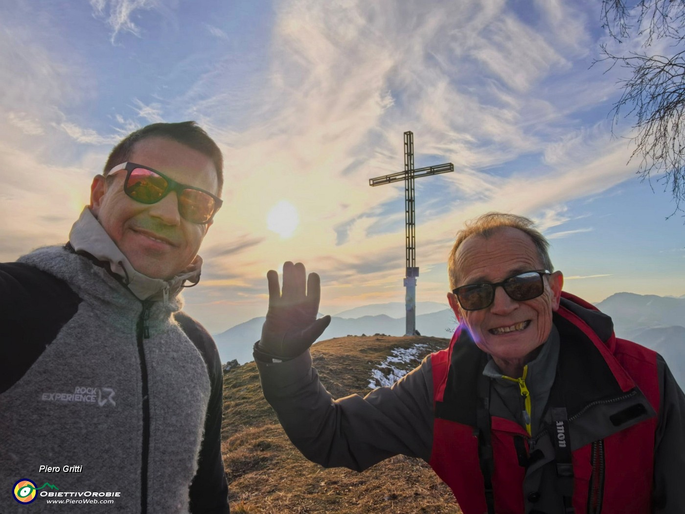 03 Alla croce del Monte Gioco (1366 m).jpg